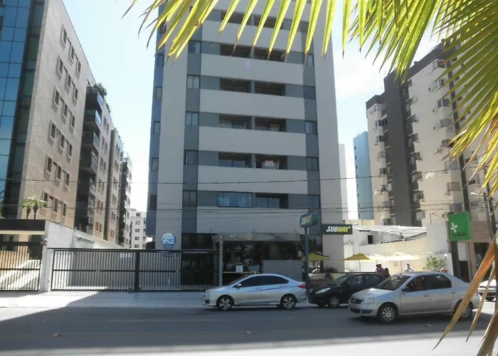 Na Beira Mar De Pajucara - Edificio Neo 2 - Apartamento Com 02 Quartos - Tem Varanda- Vista Lateral Do Mar - Avenida Doutor Antonio Gouveia 1081- Consumo Eletrico E Pago No Ckeck-Out 1Kwh E 1,35 Reias Maceió